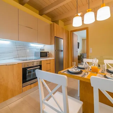 Anatoli * 罗希姆诺