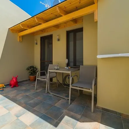 Anatoli Будинок відпочинку