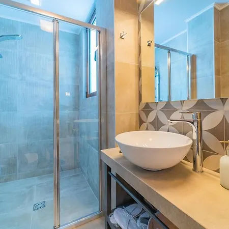 Anatoli Prázdninový dům *